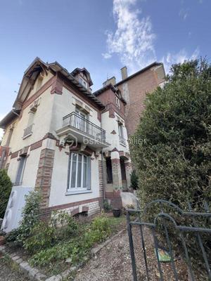 Maison de maîtres - 176 m² - 8 pièces