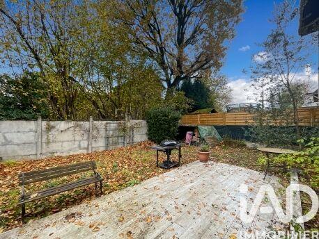 Maison - 96 m² - 5 pièces