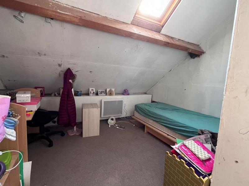 Maison - 96 m² - 4 pièces