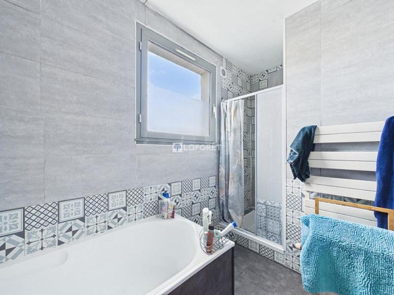 Maison - 190 m² - 7 pièces