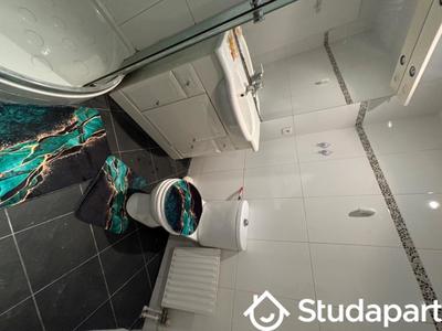 Chambre - 12 m² - 1 pièce