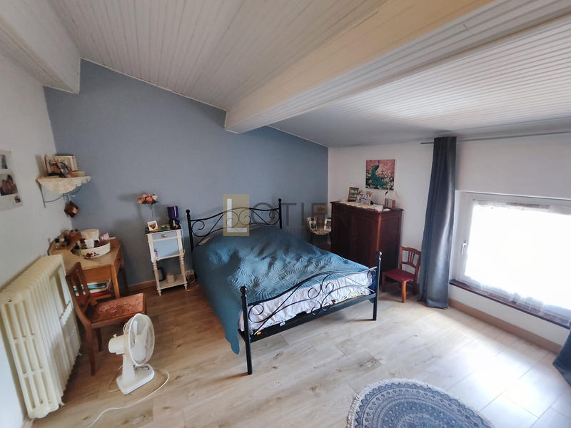 Maison de village - 150 m² - 4 pièces