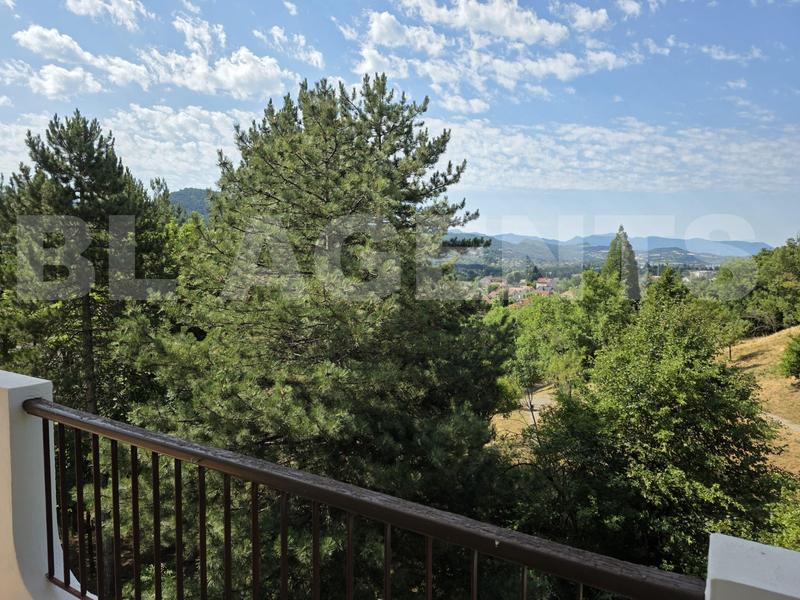 Appartement - 96 m² - 4 pièces