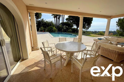 Villa - 167 m² - 6 pièces