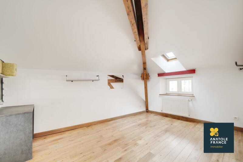 Maison - 171 m² - 7 pièces