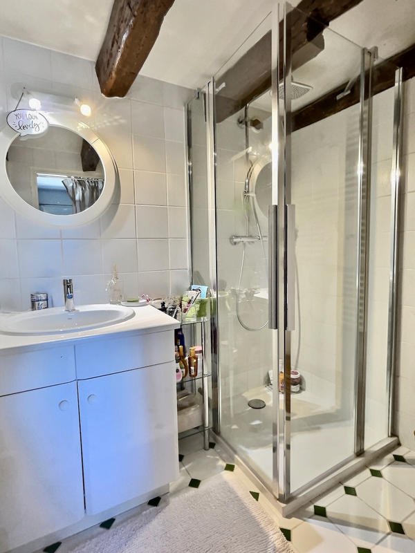 Maison de village - 242 m² - 7 pièces