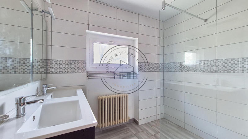 Maison - 117 m² - 5 pièces