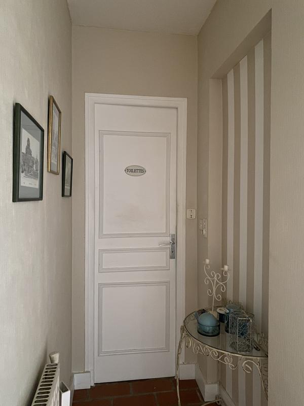 Maison traditionnelle - 220 m² - 10 pièces