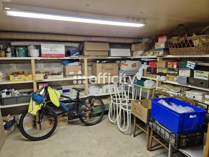 Maison - 142 m² - 7 pièces