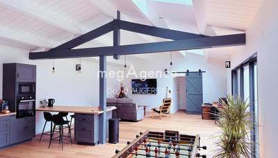 Maison - 165 m² - 5 pièces