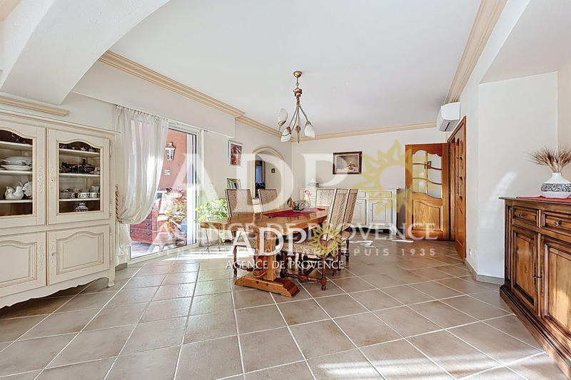 Maison - 174 m² - 4 pièces