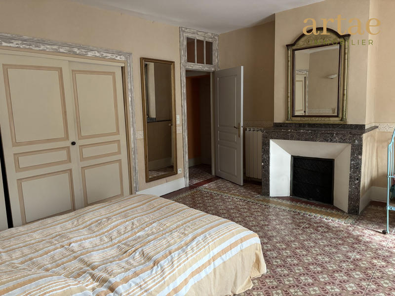 Maison - 295 m² - 5 pièces