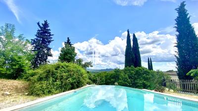 Maison - 264 m² - 8 pièces