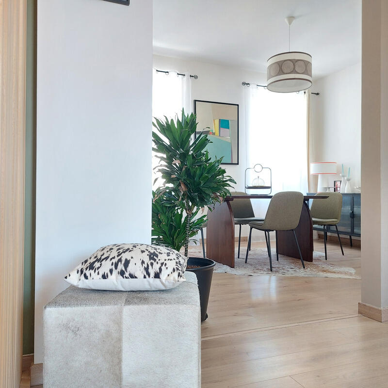 Maison - 185 m² - 6 pièces