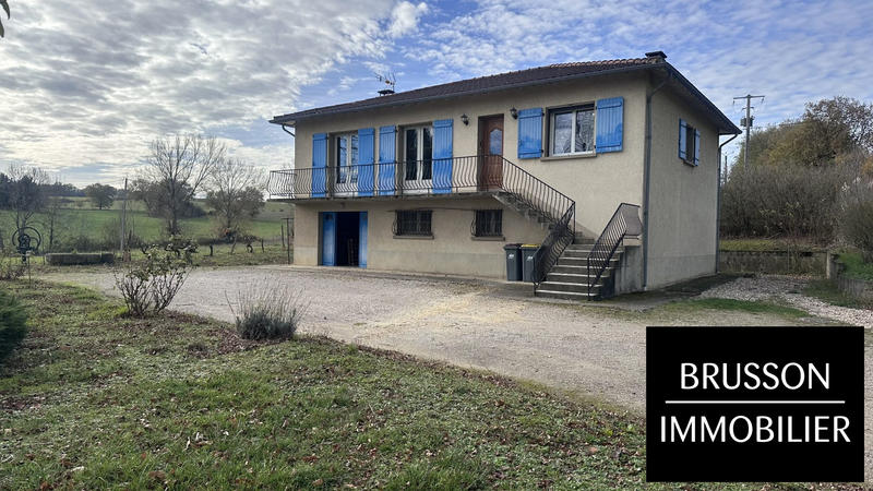 Maison traditionnelle - 102 m² - 4 pièces