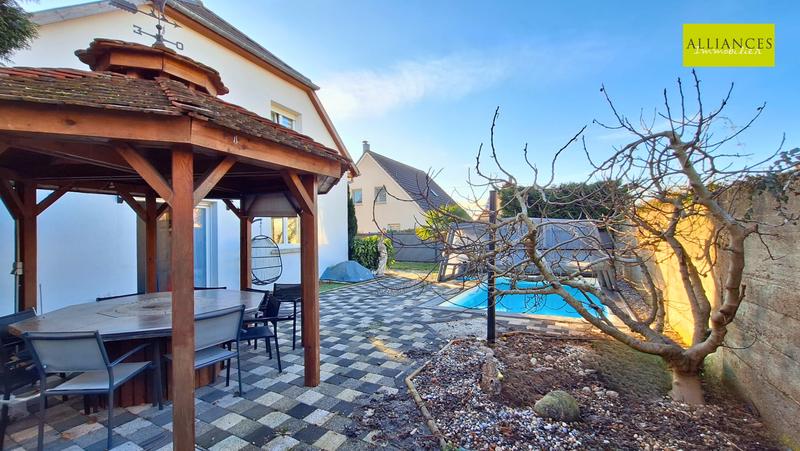 Maison - 172 m² - 7 pièces