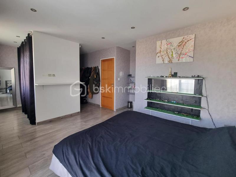 Maison traditionnelle - 138 m² - 6 pièces