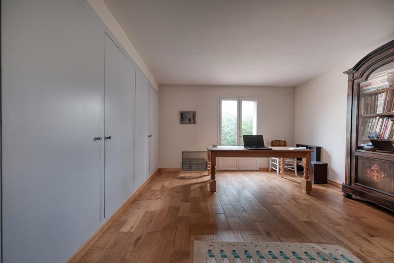 Maison - 200 m² - 6 pièces