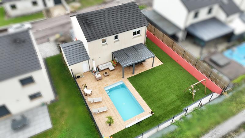 Maison - 100 m² - 6 pièces