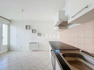 Maison - 98 m² - 4 pièces