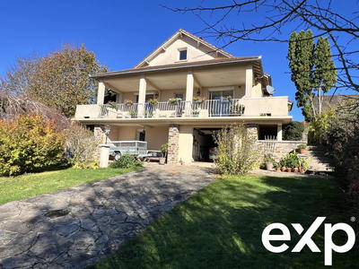 Maison - 147 m² - 9 pièces