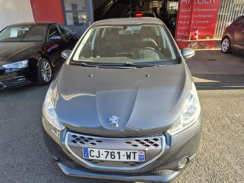 Peugeot 208 1.4 E-Hdi Bmp5 Blue Lion Active 5 portes (juil. 2012) (co2 87)