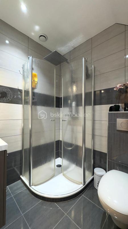 Maison - 101 m² - 5 pièces