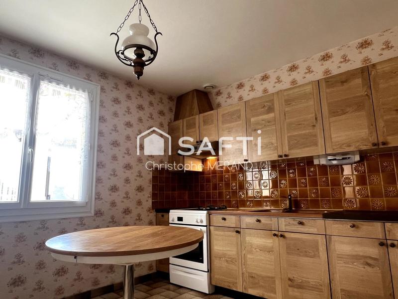 Maison - 90 m² - 6 pièces