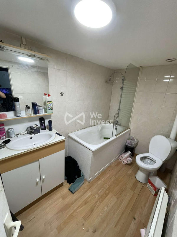 Maison - 61 m² - 6 pièces