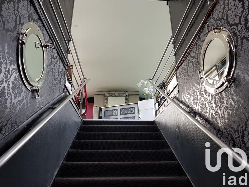 Maison - 200 m² - 3 pièces