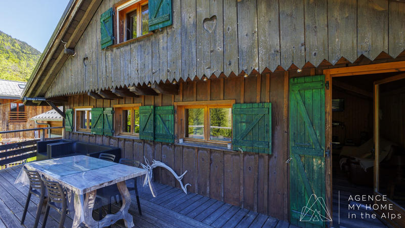 Châlet - 216 m² - 5 pièces