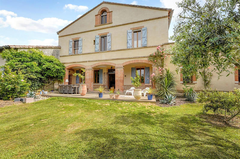 Maison bourgeoise - 498 m² - 13 pièces