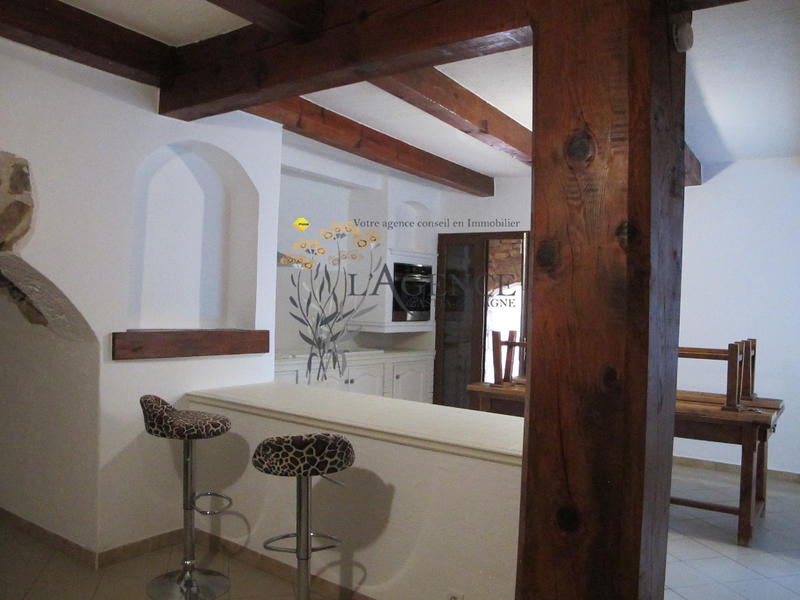 Maison - 271 m² - 9 pièces