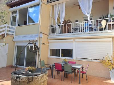 Maison - 273 m² - 10 pièces