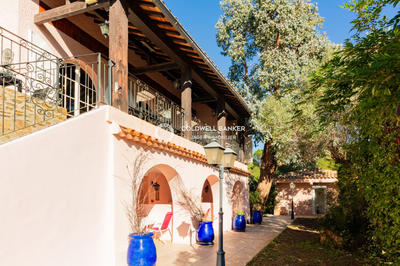 Hôtel particulier - 654 m² - 20 pièces