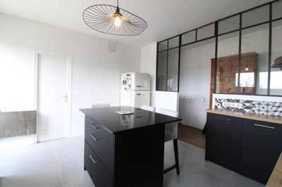 Appartement - 97 m² - 3 pièces