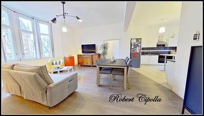 Appartement - 82 m² - 4 pièces