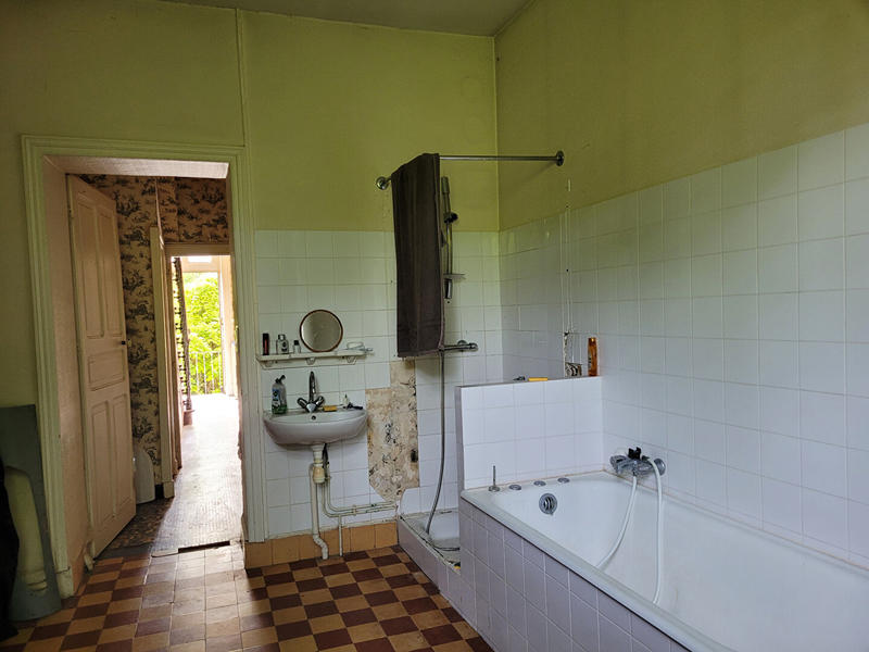 Maison - 146 m² - 8 pièces