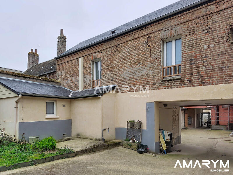 Appartement - 67 m² - 5 pièces