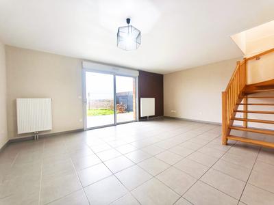 Maison - 80 m² - 4 pièces