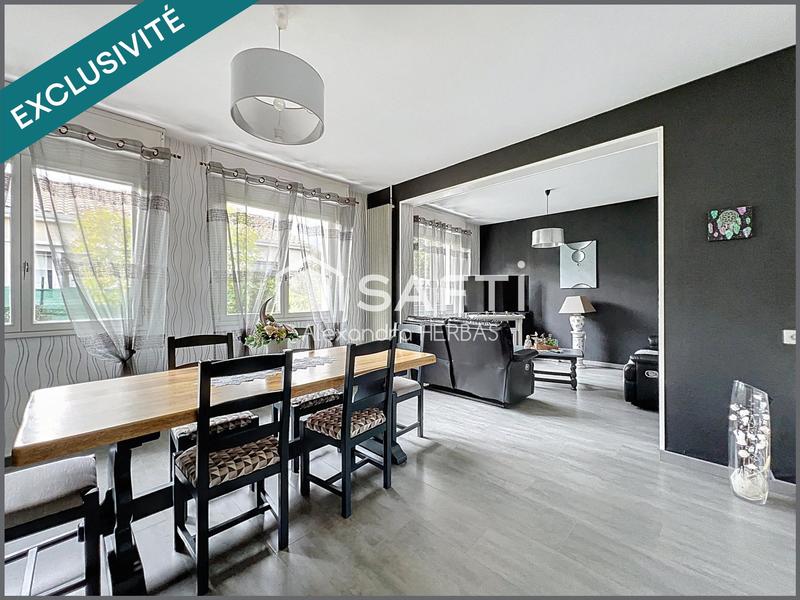 Maison - 93 m² - 4 pièces