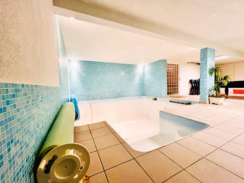 Villa - 195 m² - 8 pièces