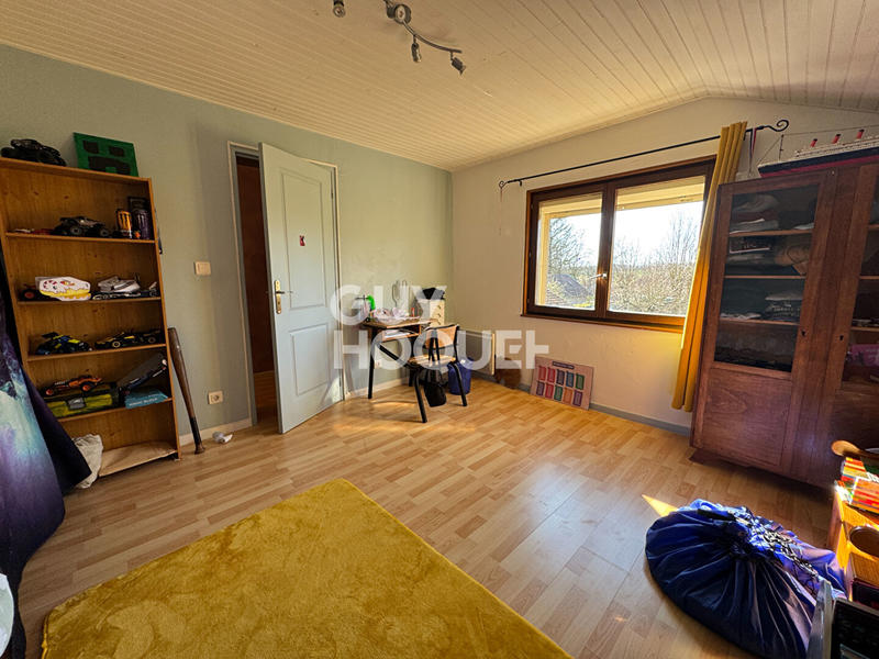 Maison - 220 m² - 5 pièces