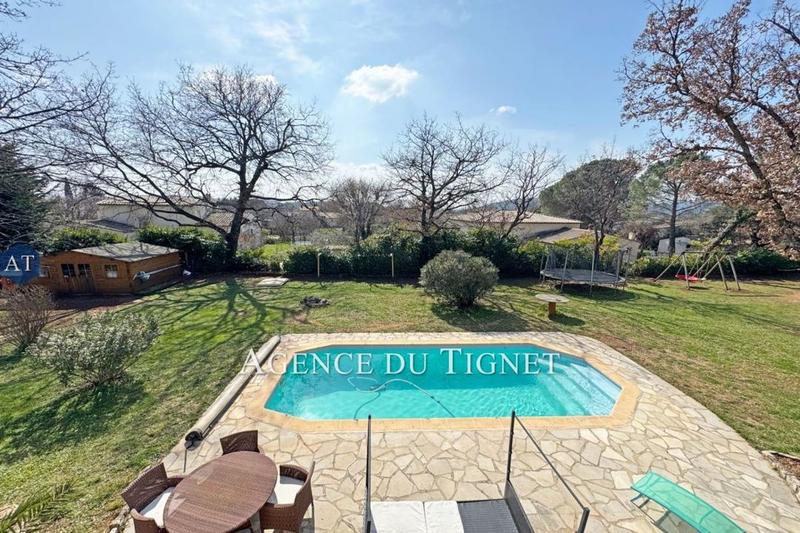 Maison - 190 m² - 7 pièces