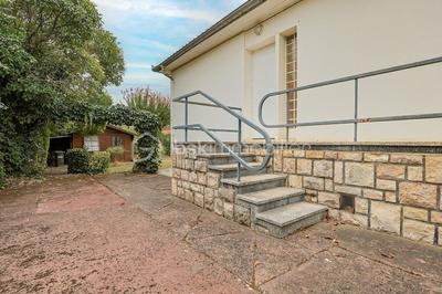 Maison - 97 m² - 3 pièces