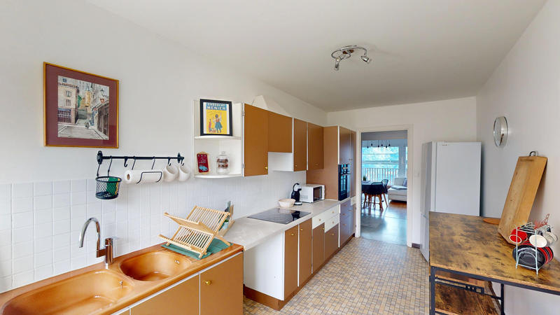 Appartement - 94 m² - 4 pièces