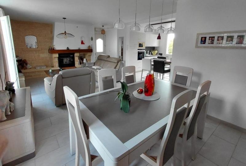 Maison - 120 m² - 5 pièces