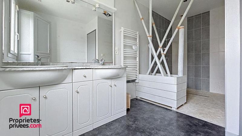 Maison - 135 m² - 7 pièces