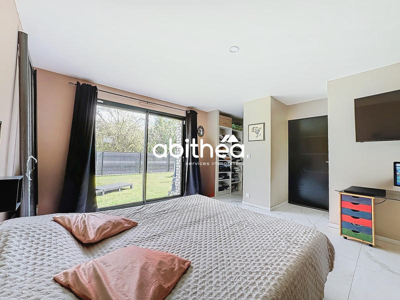 Maison - 166 m² - 6 pièces