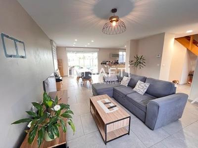 Maison - 104 m² - 5 pièces